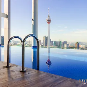 The Colony & The Luxe Signature Suites, Klcc Апартаменты