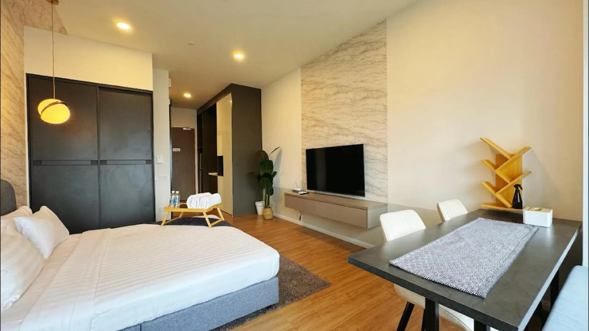 Ceylonz Suites Klcc By Twin Tower View Kuala Lumpur 0*,