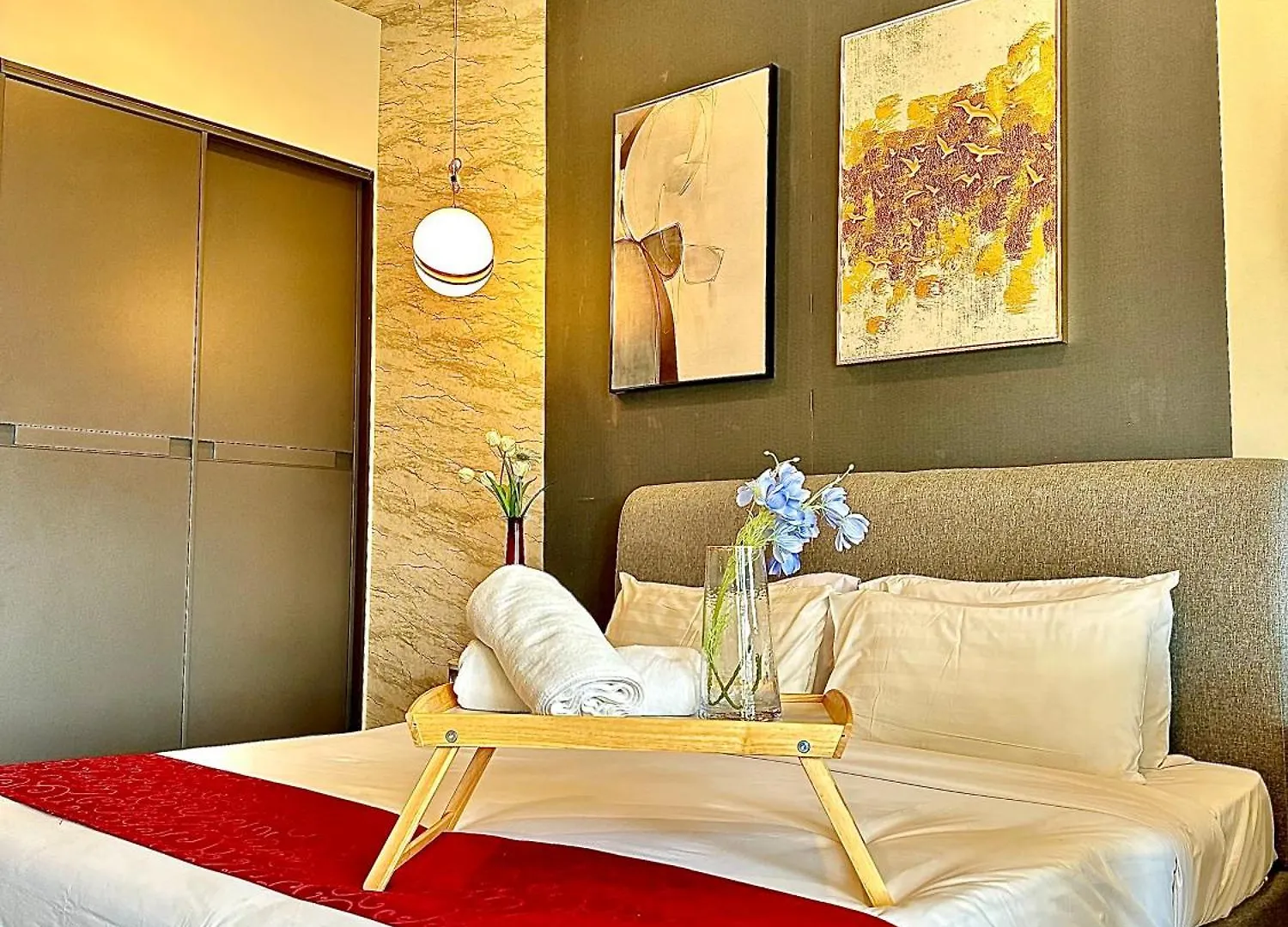Apartment Ceylonz Suites Klcc By Twin Tower View Kuala Lumpur